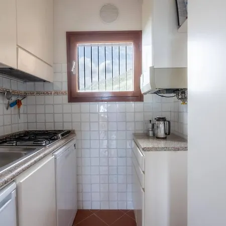 Apartamento Vista Incantevole, 4 Minuti A Piedi Dalla Porto Rotondo